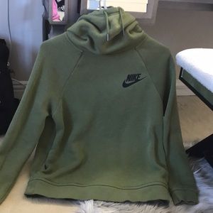 Nike Oliver green hoodie